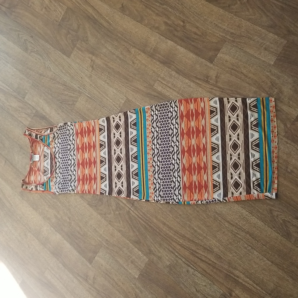 Love Ari dress size small